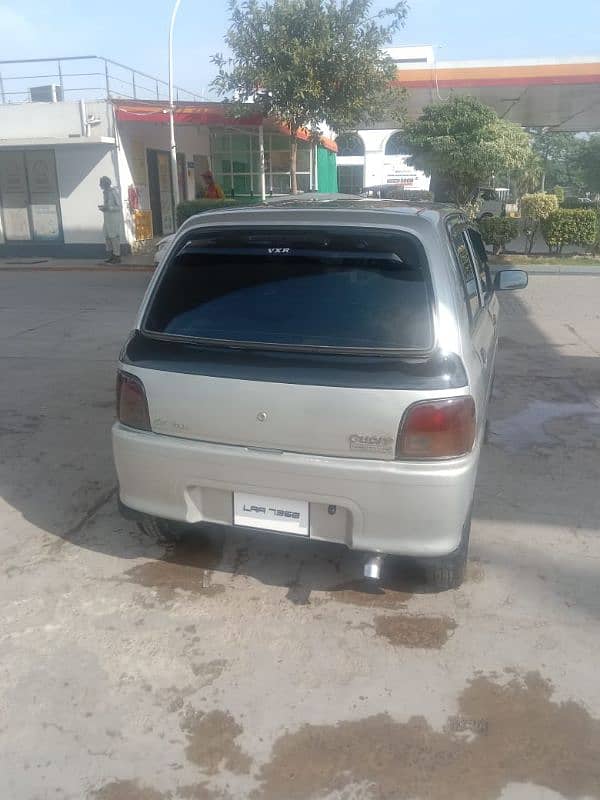 Daihatsu Cuore 2000 2