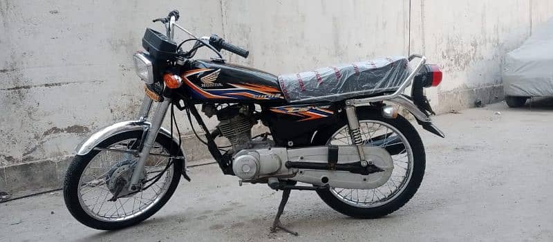 HONDA CG 125 2018 Hyderabad 12