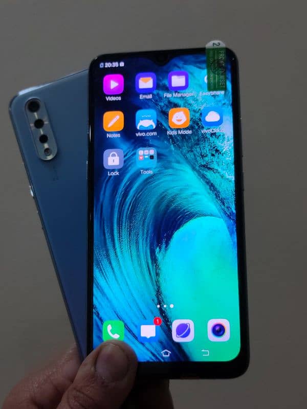 Vivo S1 8Gb 256Gb Super AMOLED Display 2