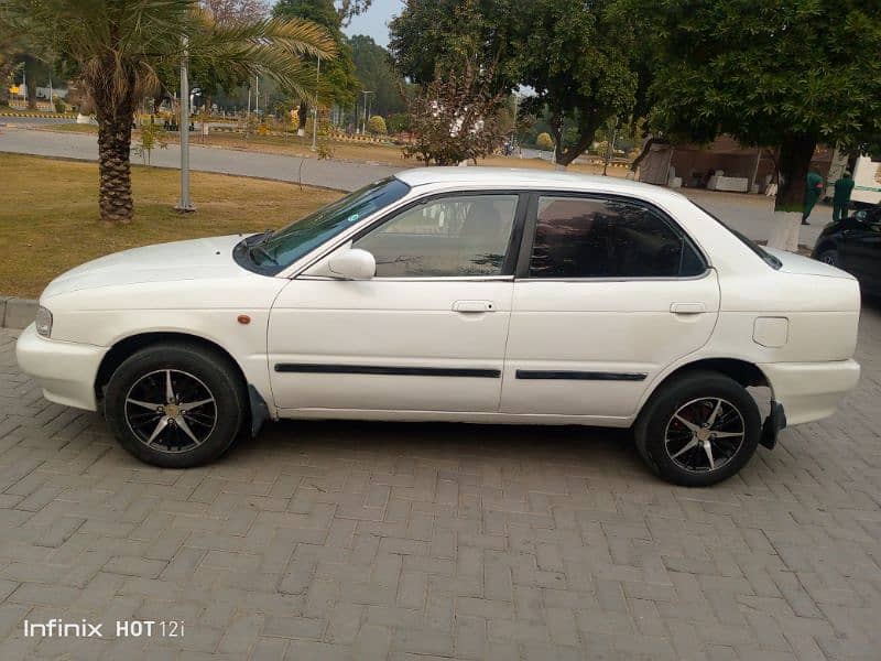 Suzuki Baleno 2000 2