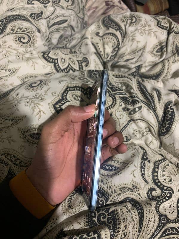 vivo v23e 8+4 256 condition 10 by 10 3