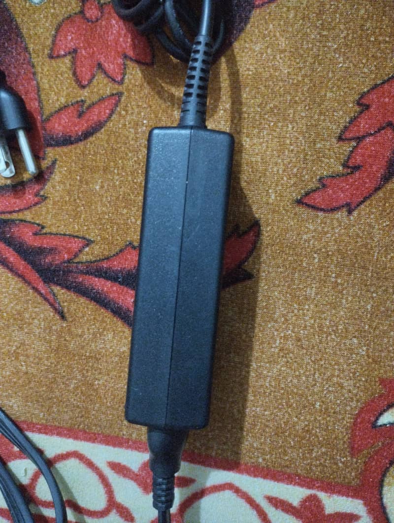 Hp Original Charger 65W 4