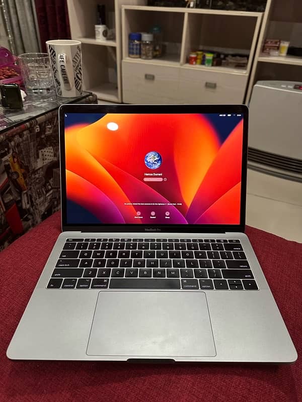 Macbook Pro 2017 13inch 500GB 1