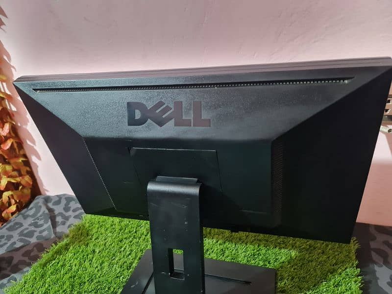 Dell lcd monitor 22 inch 1