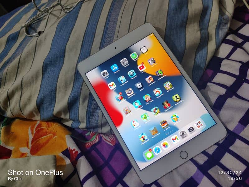 Ipad Mini 4 for sale 6