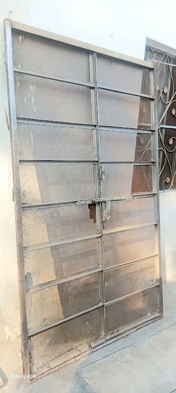 gate door iron only 1 year used 3