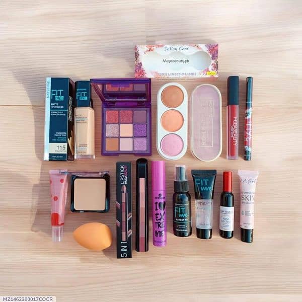 Ultimate makeup deal :18 in 1 Beauty Essentials pack 1