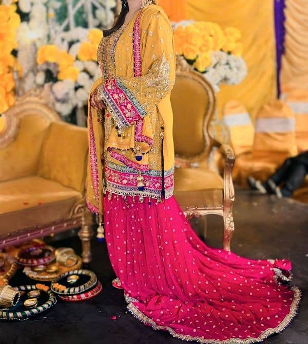 bridal mehndi dress 0