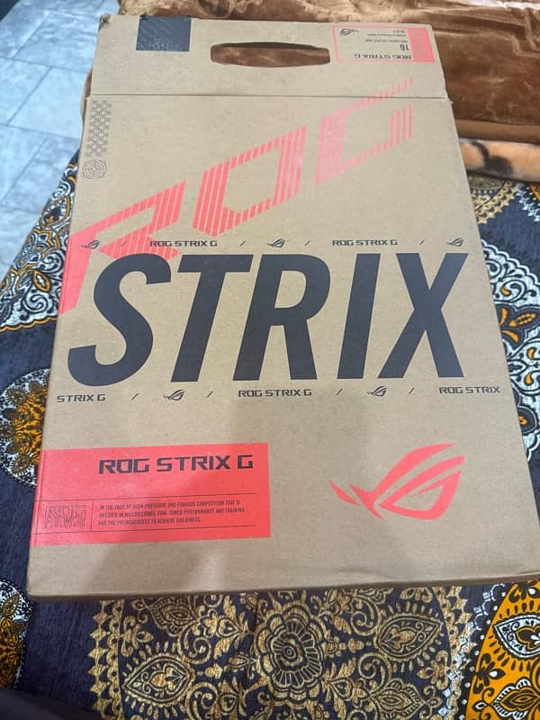 Asus Rog Strix core i9 13980hx rtx 4060 full box slightly used 2