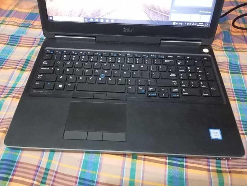 workstation Dell-7520 Core - i7  6th Gen  For Sale 5