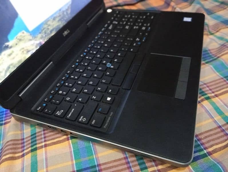 workstation Dell-7520 Core - i7  6th Gen  For Sale 9