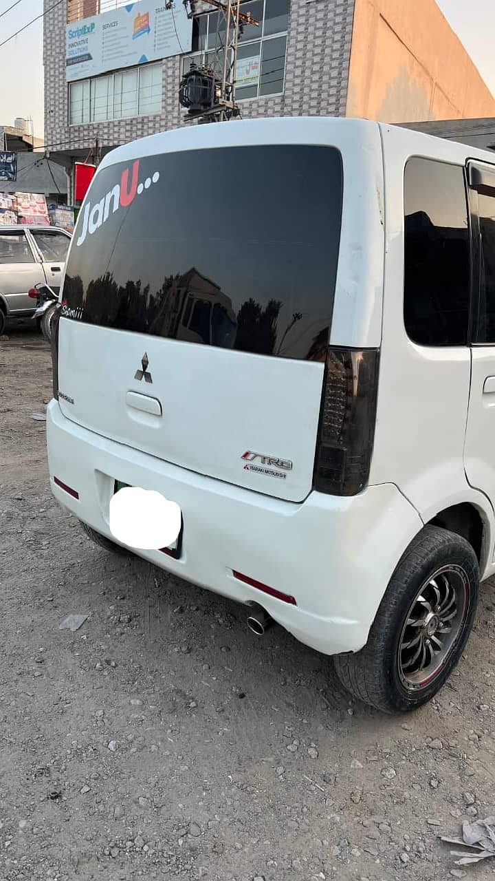 Mitsubishi Ek Wagon 2012 0