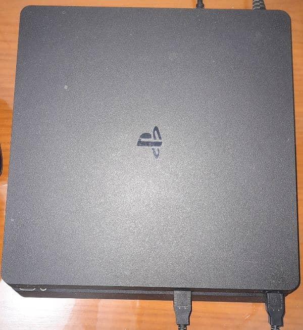 PS4 Slim 2