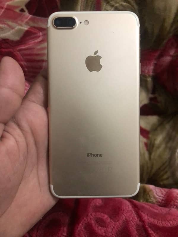 I phone 7 plus. . . 6