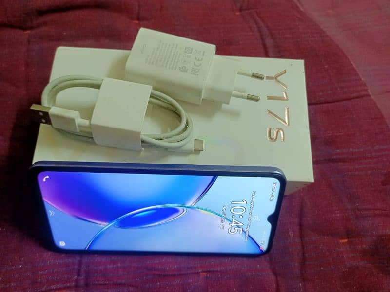 mobile for sale vivo y17s 4/128 6