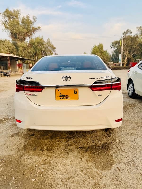 Toyota Corolla Altis 2018 6