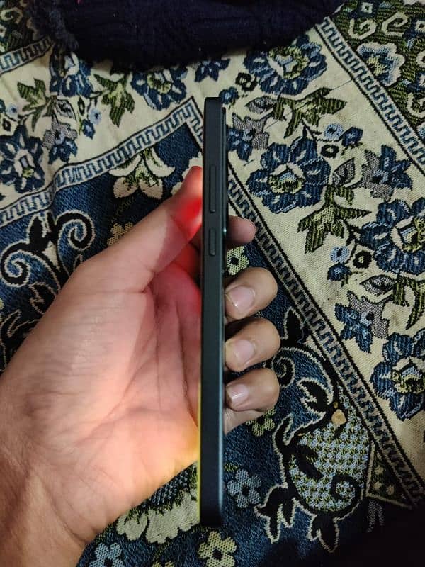 OPPO Reno 11 F 5G 3