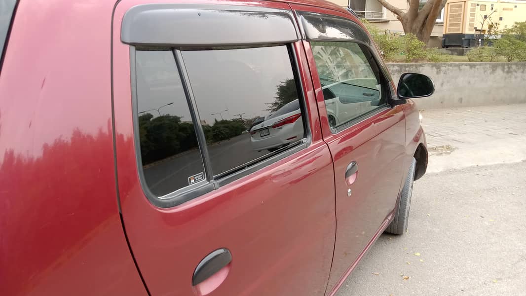 Daihatsu Esse 2011 1