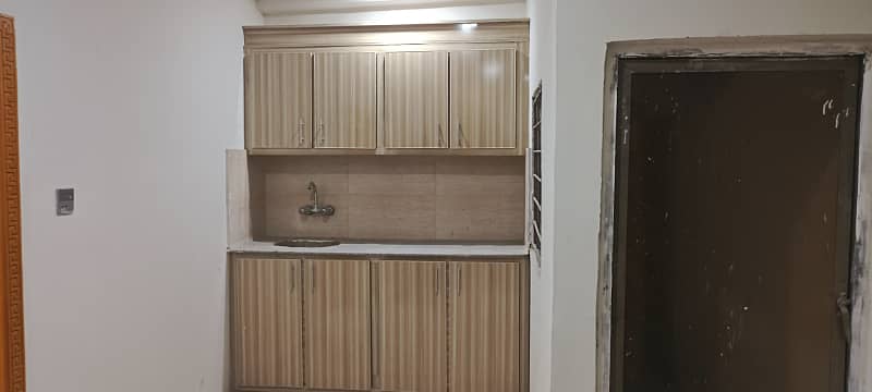 Family flat in Wakeel colony 3