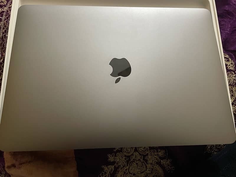 Macbook pro 2017 7