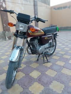 Honda 125 .