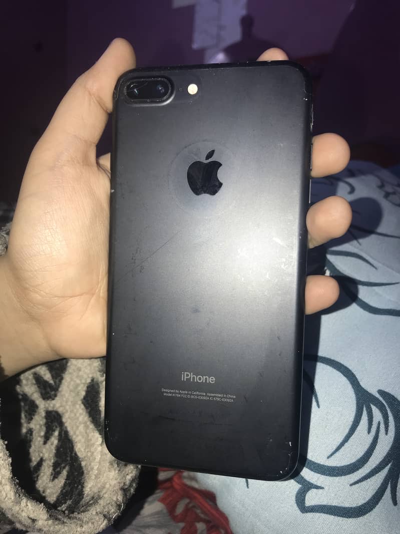 Apple iphone 7 plus 0