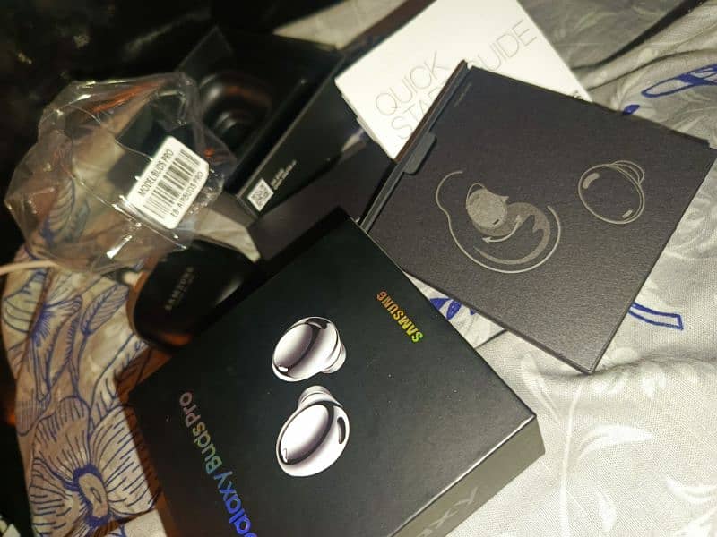 Box Opened Samsung Galaxy Buds Pro 1 2