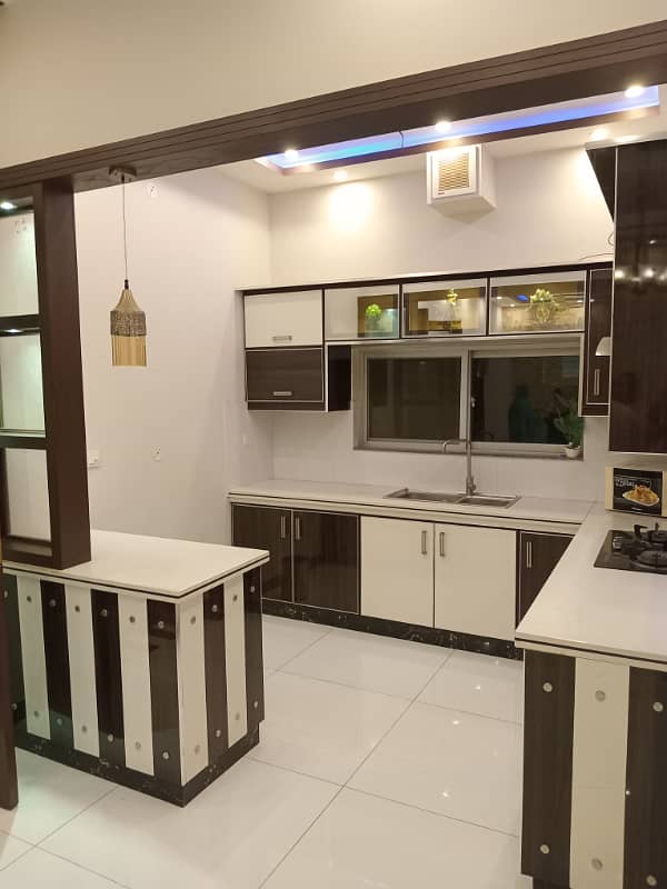 10 marla house upper portion for rent in Gulbahar block Bahria Town Lahore 12