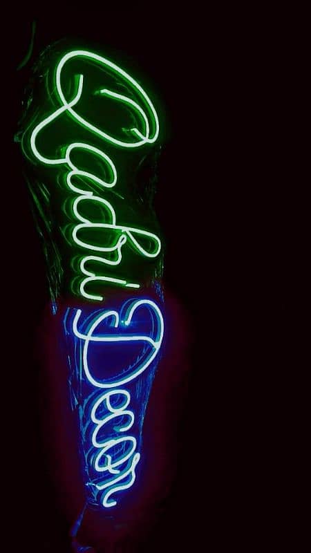 Neons 2