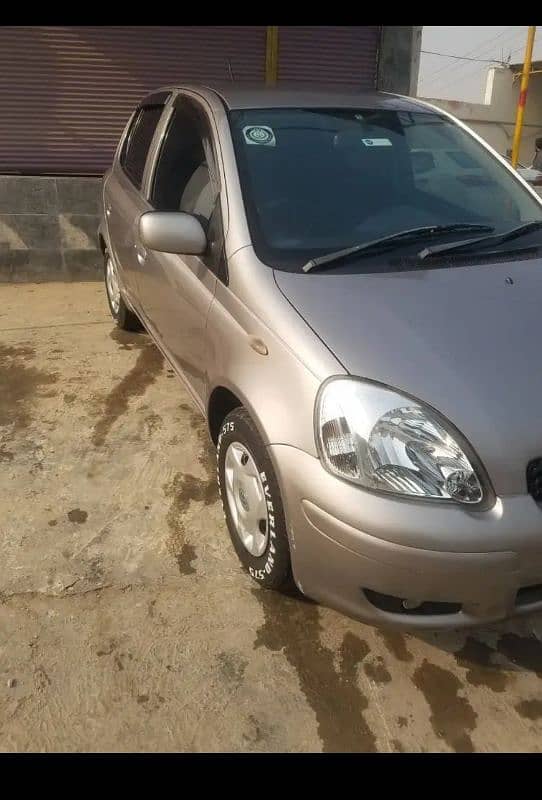 Toyota Vitz 2004 1