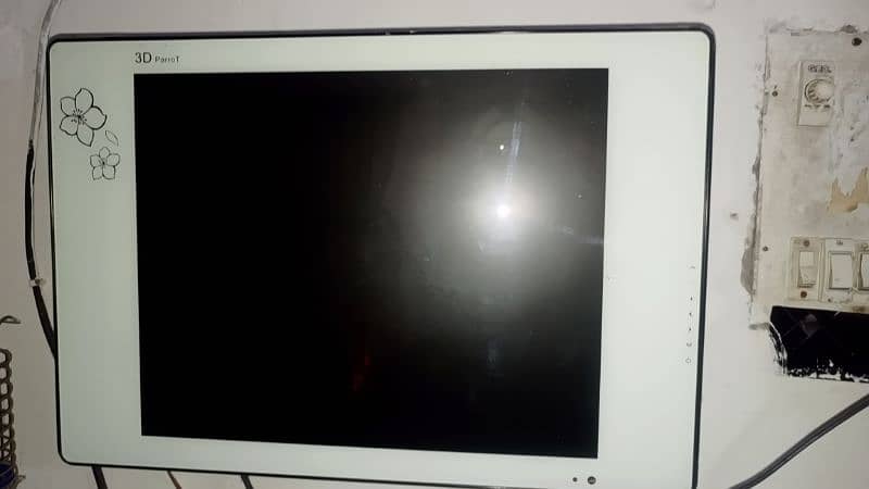 13 inches LED tv     Like new 0