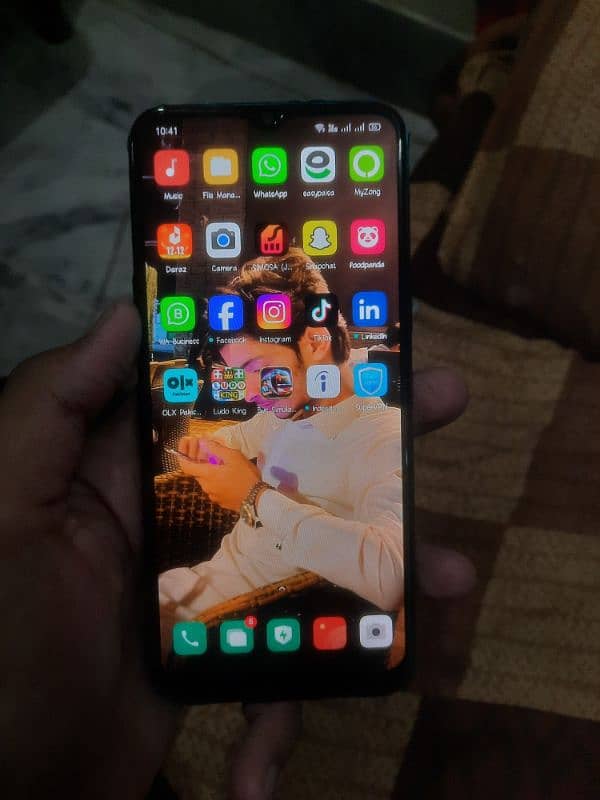 Realme 5i 4/64 with box (Exchange) 4