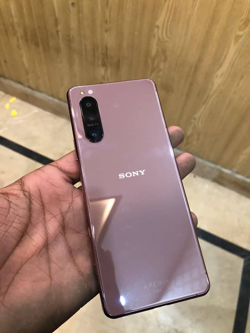 Sony xperia 5 mark 2 4