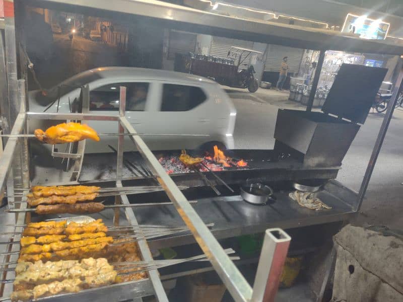 BBq and fast food HOtal for sal 3