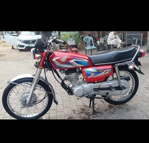 Honda 125 fresh Look 0