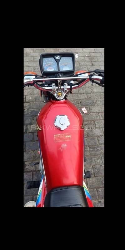 Honda 125 fresh Look 3