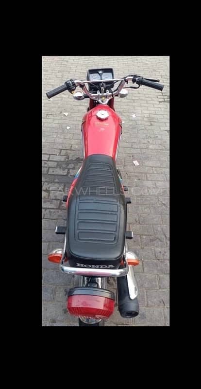 Honda 125 fresh Look 5