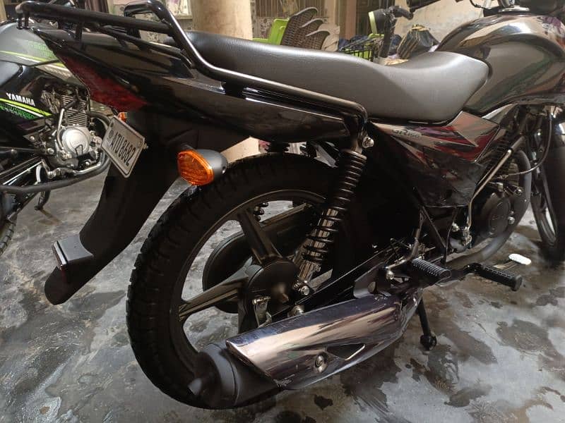 Suzuki GR. 150. purchage date. 30.12. 2023. registran date. 05.01. 2024. 4