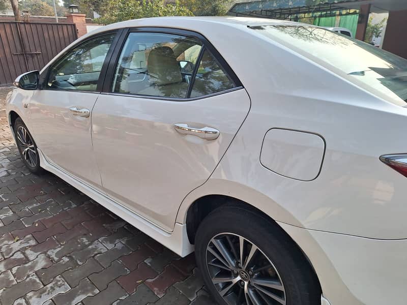 Toyota Altis Grande 2019 genuine 8