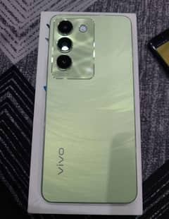 vivo y100 new ha 2 days used.