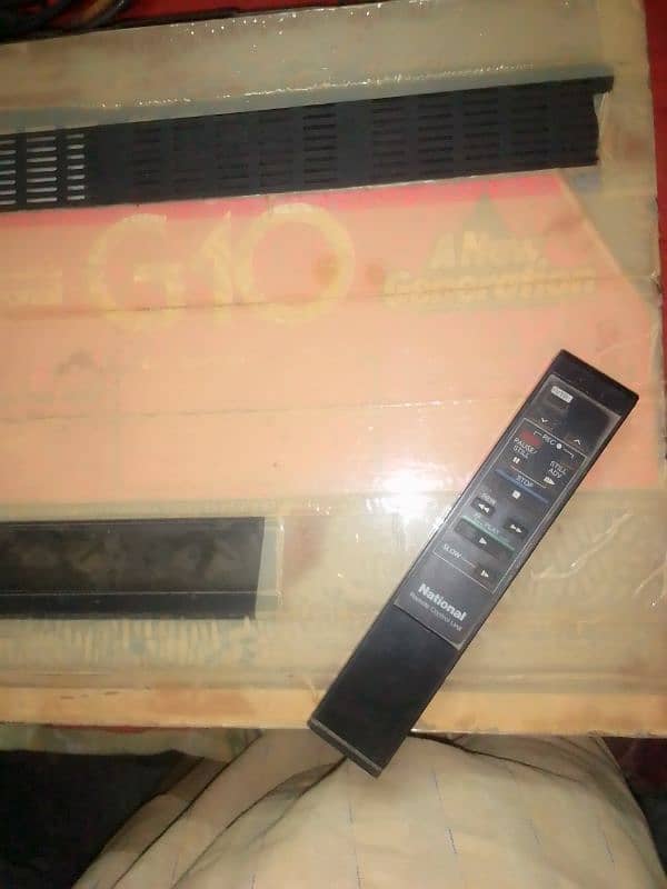 urgent sale very nice VCR national brand g10 1
