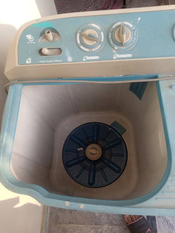 Boss Washing Machine and Dryer 1