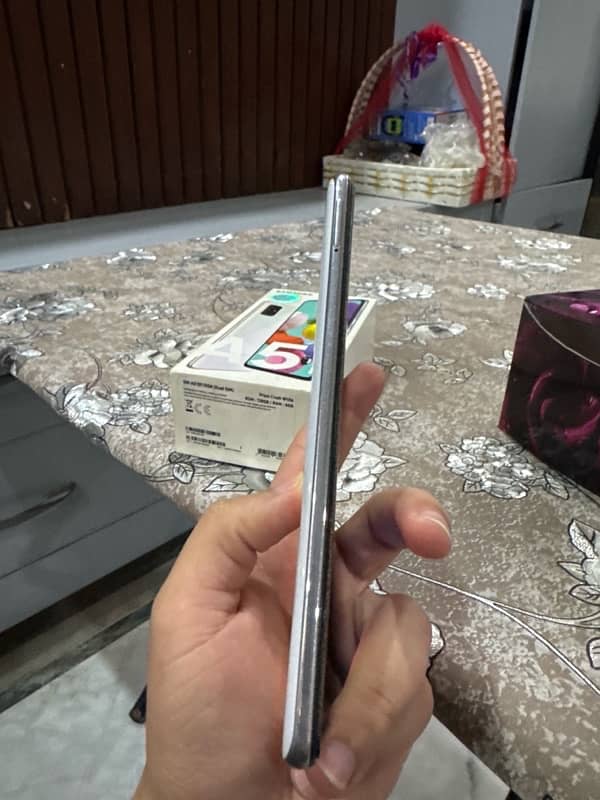 Galaxy A51. Prism Crush White 10/10 1