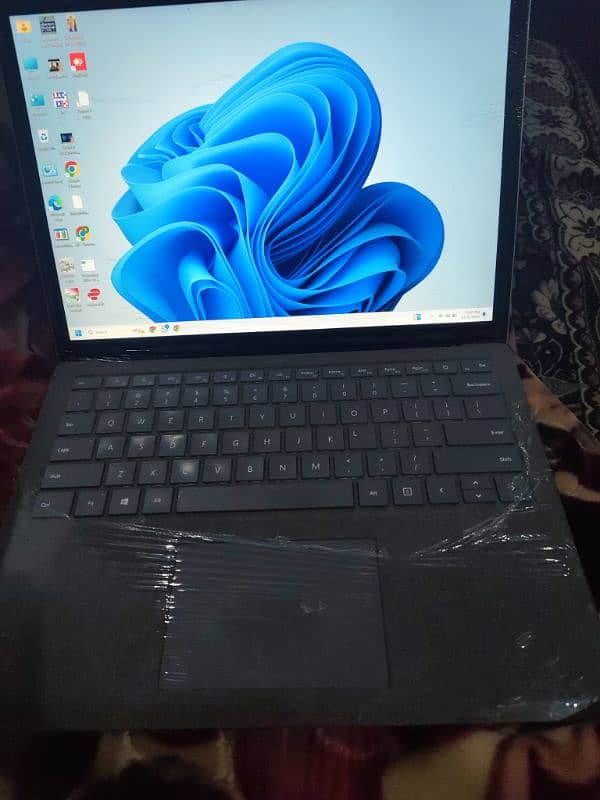 Microsoft Surface Book For sale Slim And  Smart 3