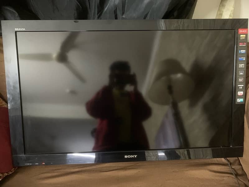 Sony television 40 inch  (1080) 0