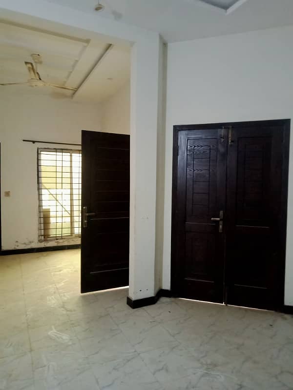 5 marla for boys ground floor for rent in psic society near lums dha lhr 2