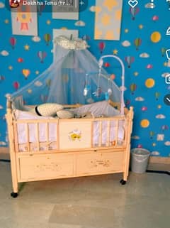 baby cot for sale