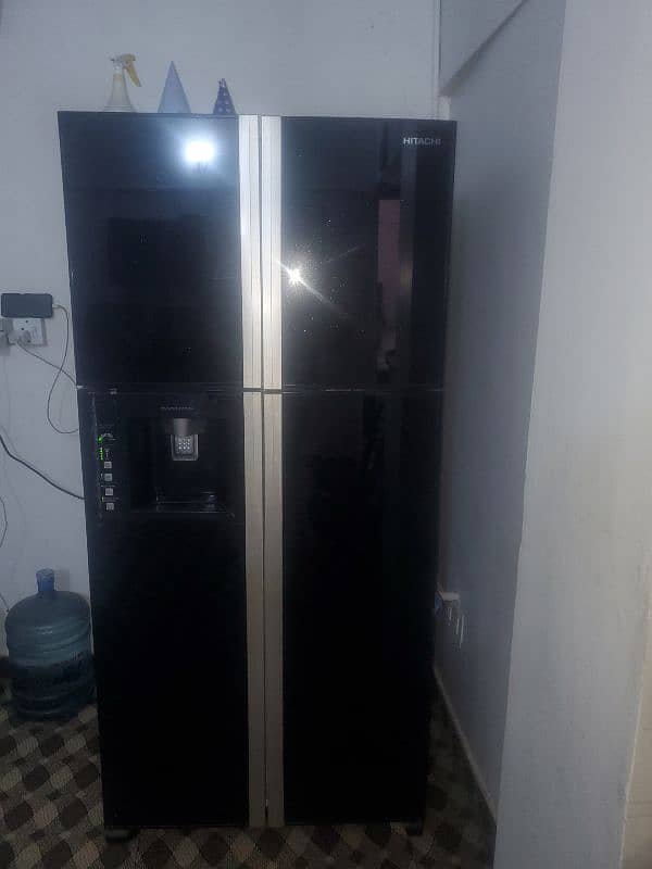 Hitachi full size inverter 4 doors fridge / refrigerator 0