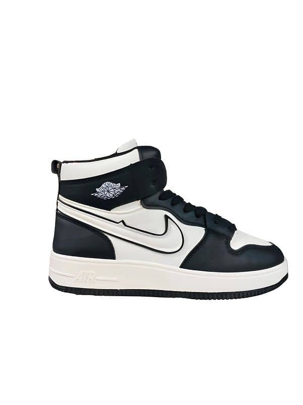 men sneakers in affordable prices with delivery all over Pakistan 1