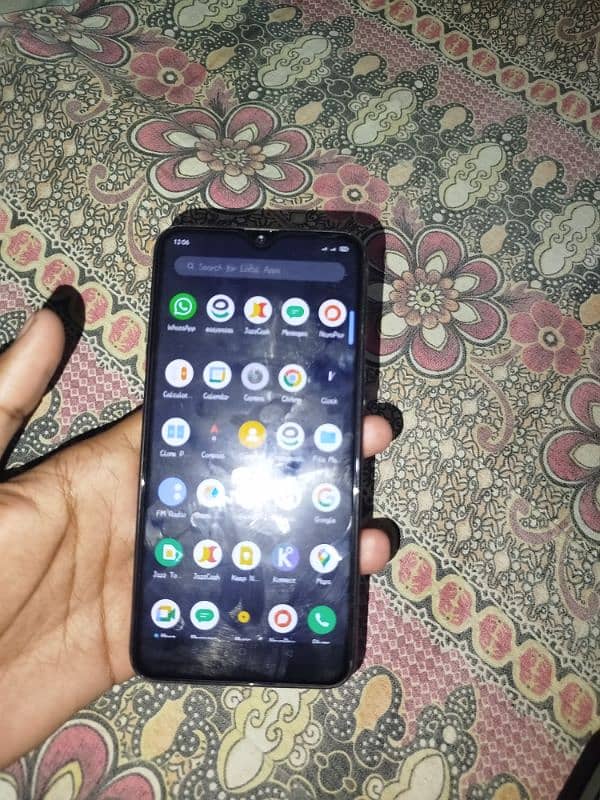 Realme 3 Box bhi ha 4ram 64gb 1